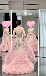 点击看大图 -Renee芮亦婚纱