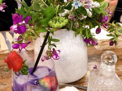 -FLOVIE FLORIST CAFE