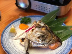 盐烤三文鱼头-文三酒肆自助放题(新街口友谊广场店)