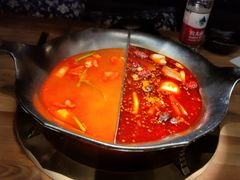 -湊湊火锅·茶憩(杭州湖滨银泰in77店)