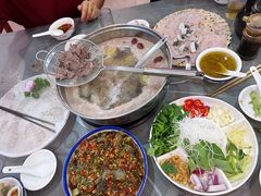 -官塘陈记鱼生·潮汕砂锅粥·牛肉火锅(潮枫路总店)