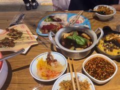 -怪噜范·老贵阳街头名小吃(鸿通城店)