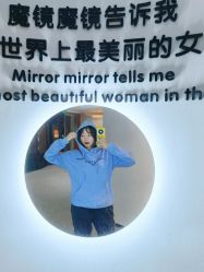 -单色舞蹈
