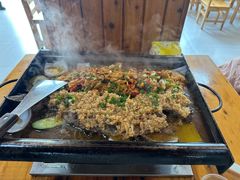 -宏兴烤鱼山庄(宣恩总店)