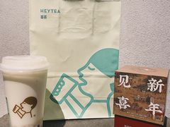 -喜茶(上海打浦桥日月光gelato lab+店)