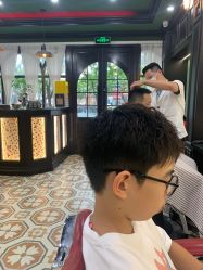 -豪帅男士理容馆