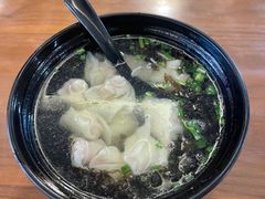 鲜肉小馄饨-舒蔡记生煎菜饭(云南中路店)