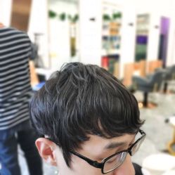 -V8潮牌·接发烫染连锁