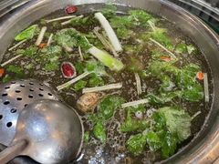 -周老三跷脚牛肉·全牛火锅(非遗传承店)