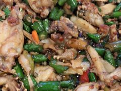 -鸿顺老铁锅美蛙鱼府(解放碑店)