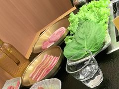 -臻牛烤肉