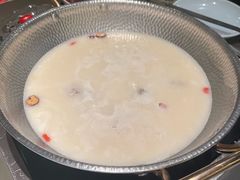 -捞王锅物料理(上海世茂广场店)