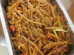 小米酸黄瓜薯丝-同喜烤鸭店(光芒店)