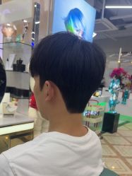 -秦·专注剪发