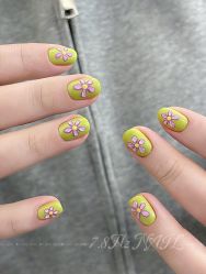 -桃色美甲沙龙