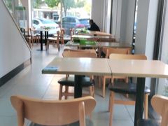 用餐区-老乡鸡(滨湖假日店)