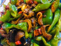 -六福烧烤酒馆(秦隆步行街店)