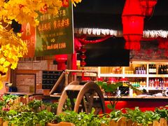 -老滇山寨•云南特色菜•地方菜•民族风情歌舞表演(金碧店)