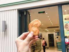 小蝴蝶酥-上海哈尔滨食品厂(淮海中路店)