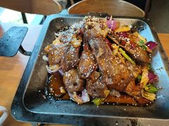 -炉小二铜锅牛蛙•川湘菜(三里屯店)