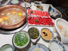 -牛村来人潮汕牛肉火锅(西单店)