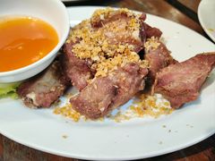 -Green Tree Rest. & Pub