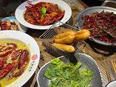 -叶派龙虾•招牌香辣蟹·海鲜(中海国际店)