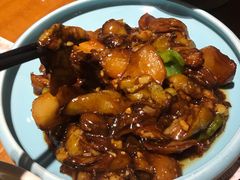 最爱地三鲜-95号酱骨·一块豆腐(展春园西路店)