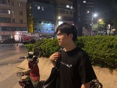 -皇马纯KTV·量贩·聚会(民治店)