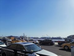 -渔中舟海鲜大排档(普陀沈家门店)