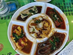 -令氏家外家周秦食府(高新店)