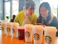 -星巴克(西安曲江银泰店)