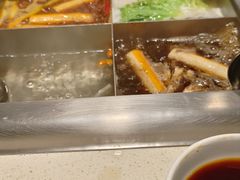 -海底捞火锅鲜切牛肉主题店(长寿路店)