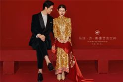 -乐派诗婚纱摄影