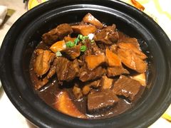 什菌烧牛腩-那家小馆•北京菜•烤鸭(中关村店)