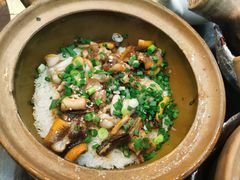 黄鳝白鳝鲍鱼煲仔饭-红星光发煲仔饭(文海店)