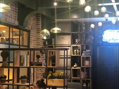 大堂-河坝烧烤串城(金达莱店)