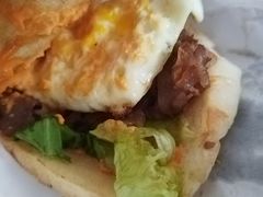 经典秘汁炭烤风味牛堡-必胜客(珠海路店)