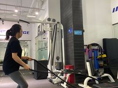 -汗水空间私教健身连锁(SM广场店)