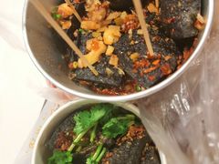 黑色经典臭豆腐-黑色经典臭豆腐·湖南特产(步行街店)