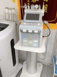 -苗医生草本科技祛痘