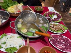 -潮汕·草根牛肉档(城市集市上海荟聚店)