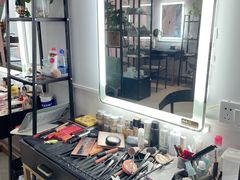 -ME觅妆·定制美妆·彩妆私教(菱角湖店)