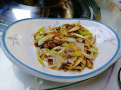 -东北食府·铁锅炖(花溪湾店)