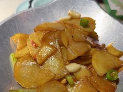 -韵秋荷(宝山龙湖天街店)