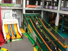 -蒙特利亲子乐园