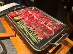 -蟹犇前•帝王蟹雪蟹(陆家嘴店)
