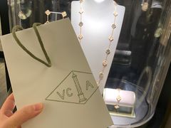 -梵克雅宝(国贸商城店)