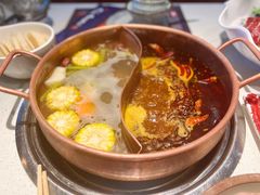 招牌牛腩骨汤锅-牛村来人潮汕牛肉火锅(西单店)