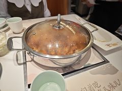 -黄记煌三汁焖锅(新佳丽江汉路店)